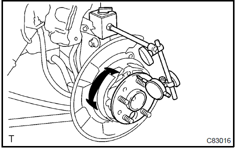 Inspect rear axle hub deviation
