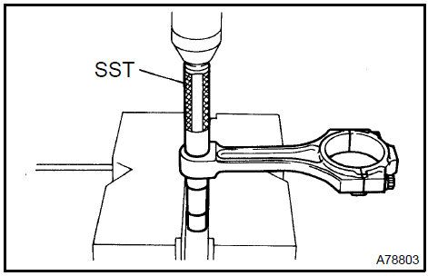 Remove connecting rod small end bush