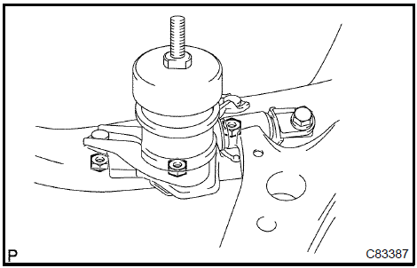 Remove transverse engine engine mounting insulator (A/T transaxle)