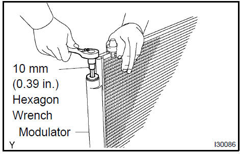 b. Remove the 2 O−rings from the cap.