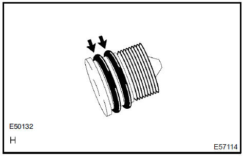 c. Using a needle nose pliers, remove the cooler dryer.SST 99999−60018