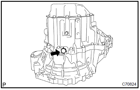 Remove manual transmission filler plug