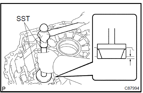 Install output shaft rear bearing