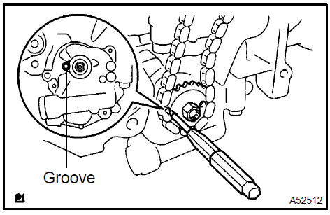 i. Rotate the crankshaft clockΩise 90 , and align the crankshaft