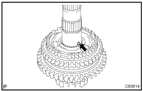 Install 2nd gear bush ball