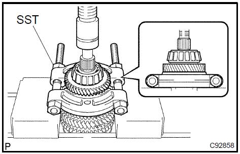 Remove 4th driven gear