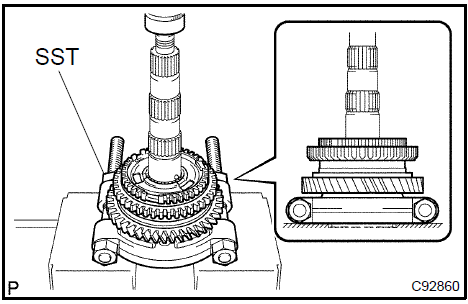 Remove 1st gear