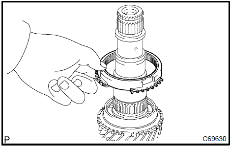 Install synchronizer ring No.3