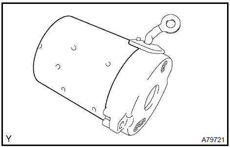 3. REMOVE STARTER AMATURE PLATE