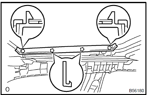 Remove sliding roof side garnish RH