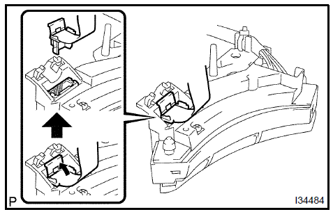 7. REMOVE STEERING PAD SWITCH LH (3 SPOKE