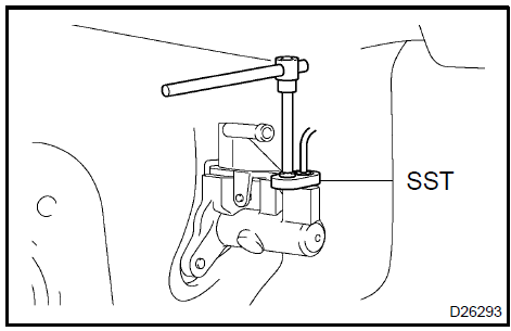 Disconnect clutch master cylinder to flexible hose tube