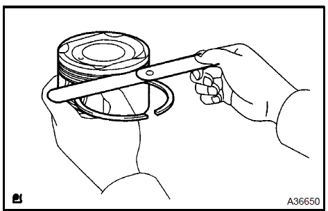 Inspect ring groove clearance