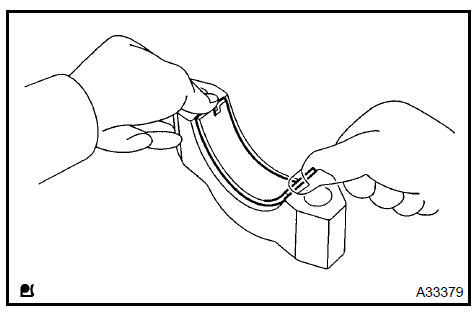 Install crankshaft bearing No.2