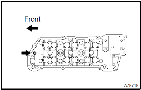 f. Uniformly loosen the 8 cylinder head bolts in the sequence