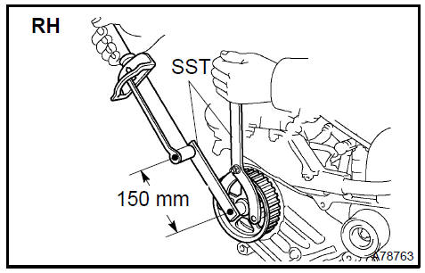 c. Using SST, tighten the LH pulley bolt.